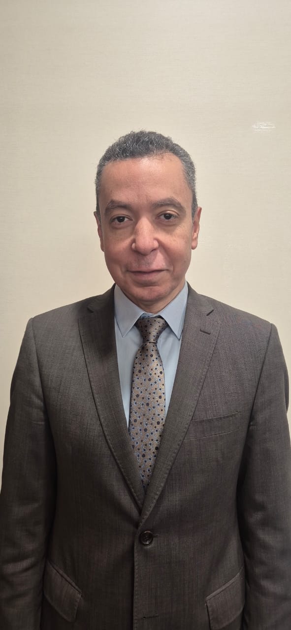 حاتم عبد الغني